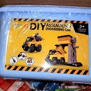 DIY Assembling engineering car